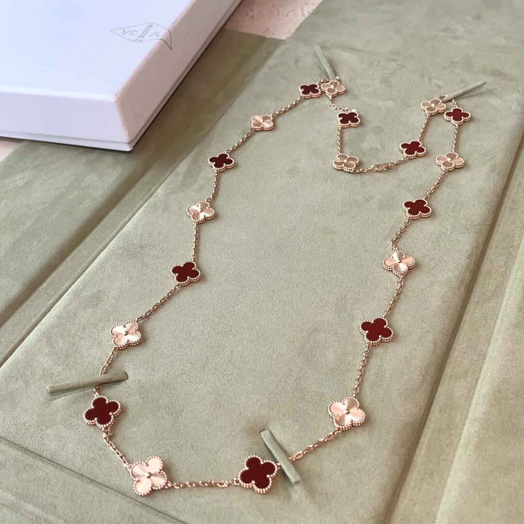 [Angela Jewelry]CLOVER 20 MOTIFS LASER CARNELIAN NECKLACE