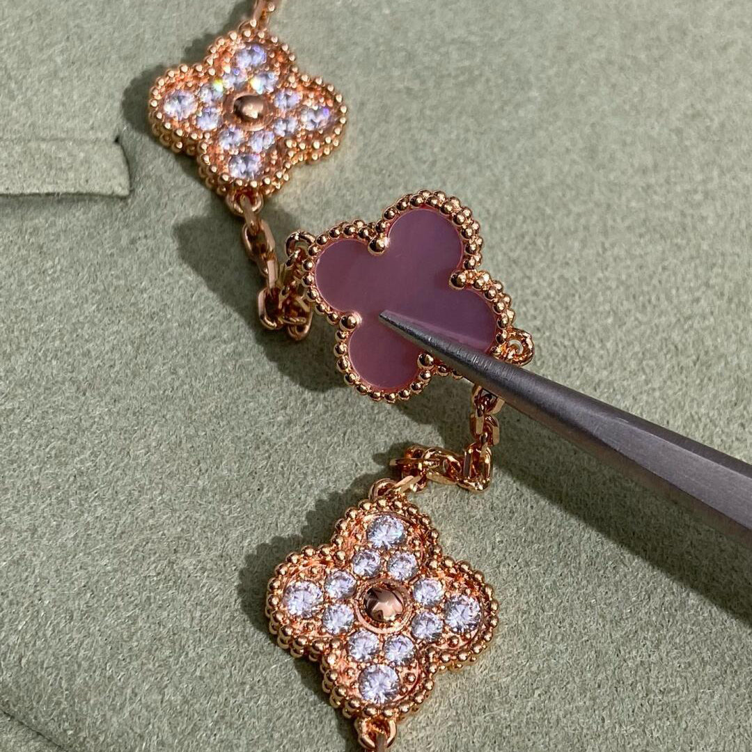 [Angela Jewelry]CLOVER 10 MOTIFS DIAMOND PINK MOP NECKLACE