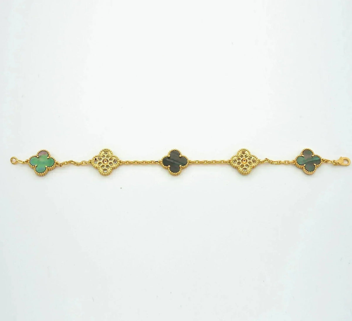 [Angela Jewelry] CLOVER 5 MOTIF GRAY MOP BRACELET COLLECTION
