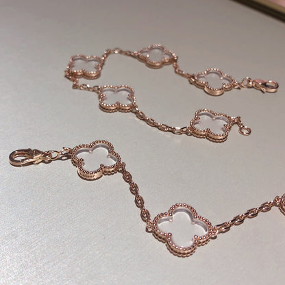 [Angela Jewelry]CLOVER 5 MOTIF ROCK CRYSTAL BRACELET