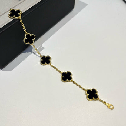 [Angela Jewelry] CLOVER 5 MOTIF ONYXS BRACELET COLLECTION