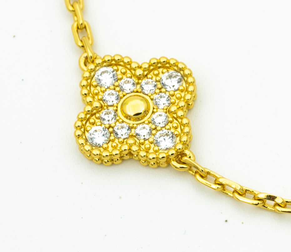 [Angela Jewelry] CLASH & Clover Laser 5-Motif & LOVE Brushed Bracelet Stack Set