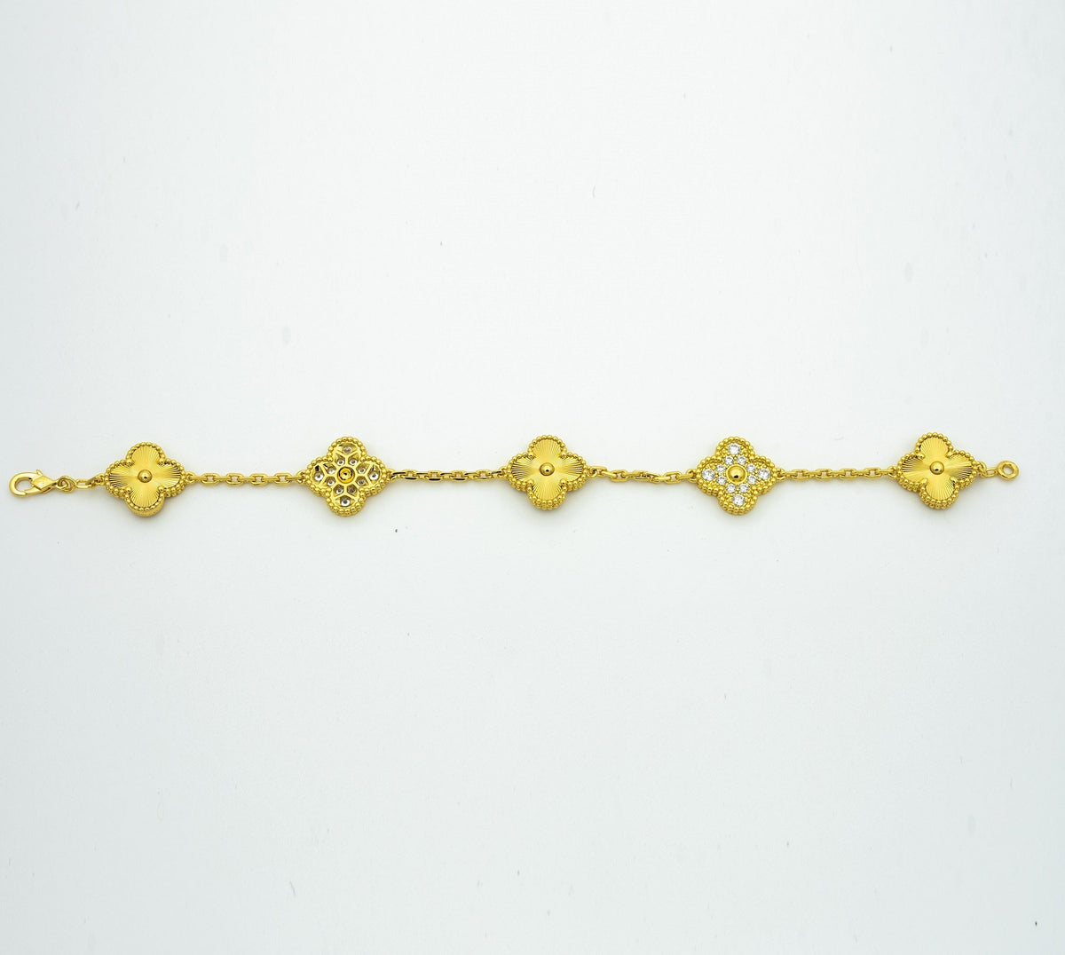 [Angela Jewelry] CLASH & Clover Laser 5-Motif & LOVE Brushed Bracelet Stack Set