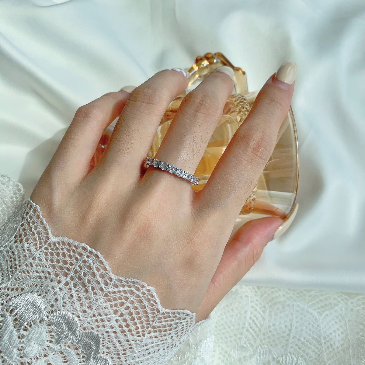 [Angela Jewelry]Sparkling Round Cut Tennis Ring