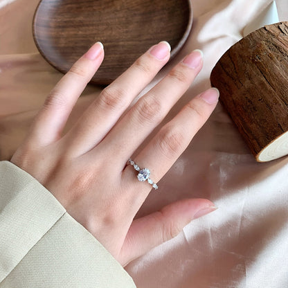 [Angela Jewelry]0.75 Carat Luxurious Vibrant Elongated Cushion Cut Daily Ring