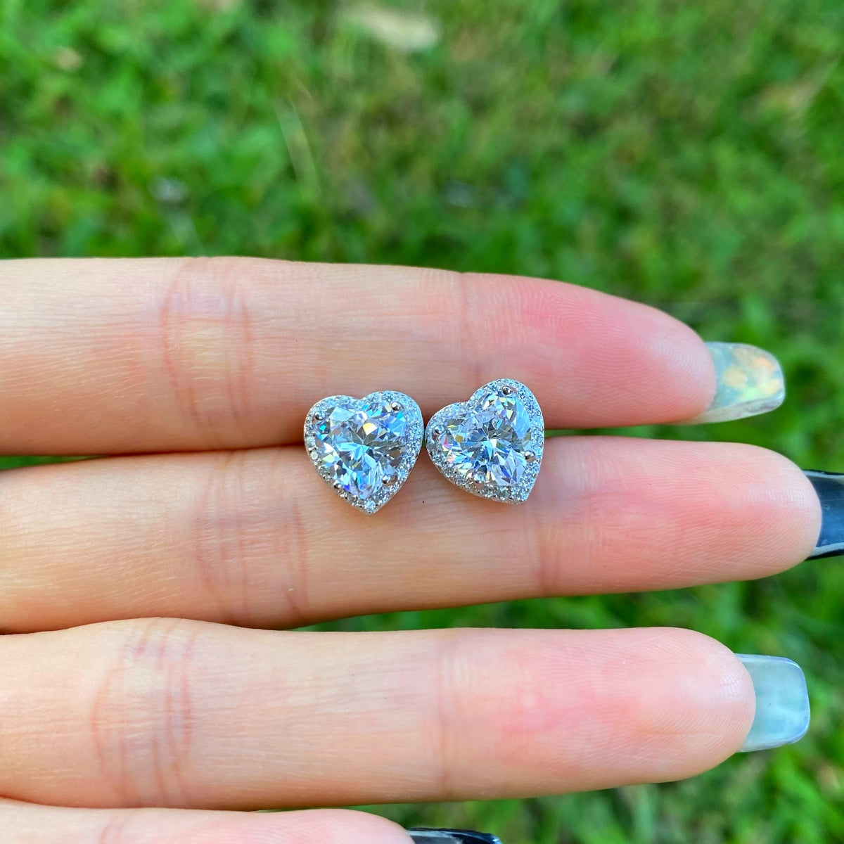 [Angela Jewelry]Sparkling Heart Shape Lover Earrings