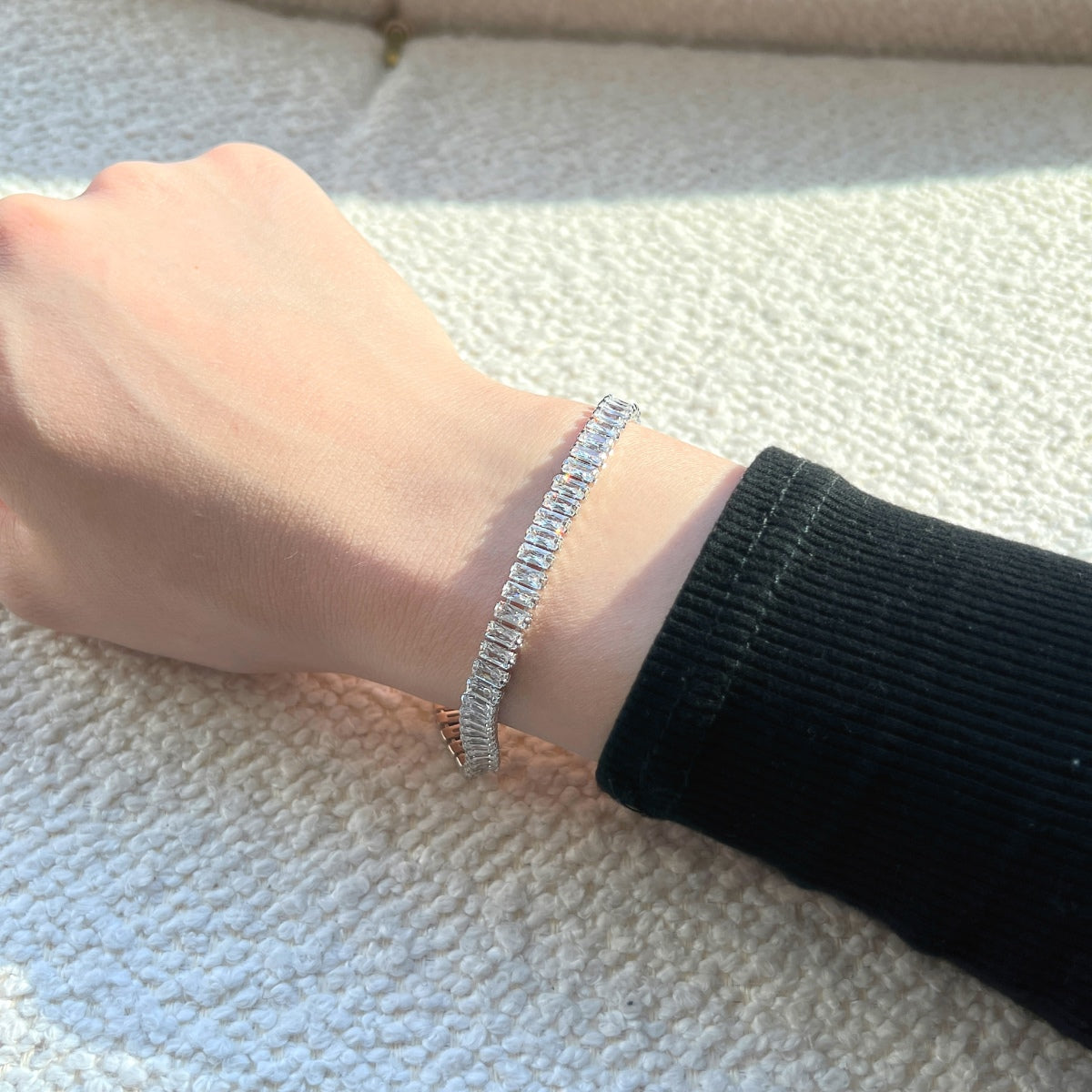 アンジェラジュエリー]美しいエメラルドカットのデイリーブレスレット