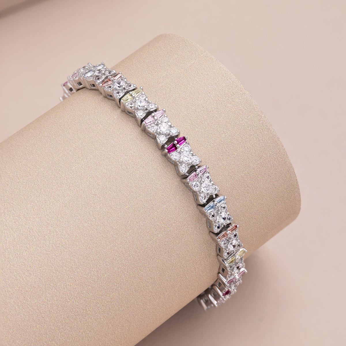 アンジェラジュエリー]ユニークなカラフルな花の形のデイリーブレスレット