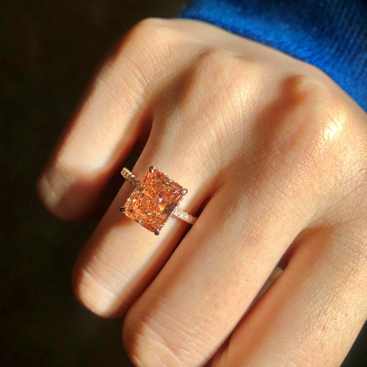 Angela Jewelry]4.0 Carat Luxurious Engagement Ring