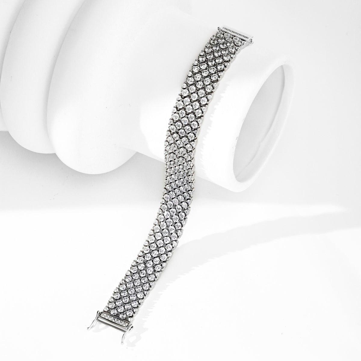 [Angela Jewelry]Ornate Elegant Round Cut Party Bracelet