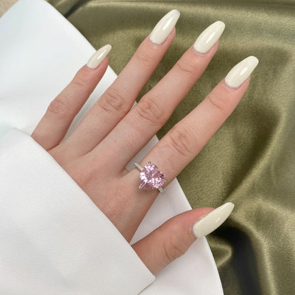 [Angela Jewelry]6.0 Carat Luxurious Sparkling Romantic Heart Cut Lover Ring