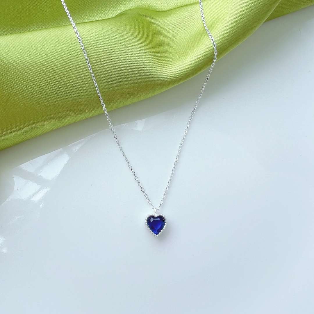 Angela Jewelry]Ornate Heart Shape Necklace