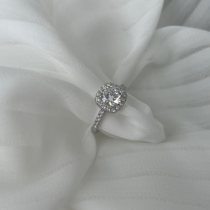 アンジェラジュエリー]輝くラウンドカットの結婚指輪