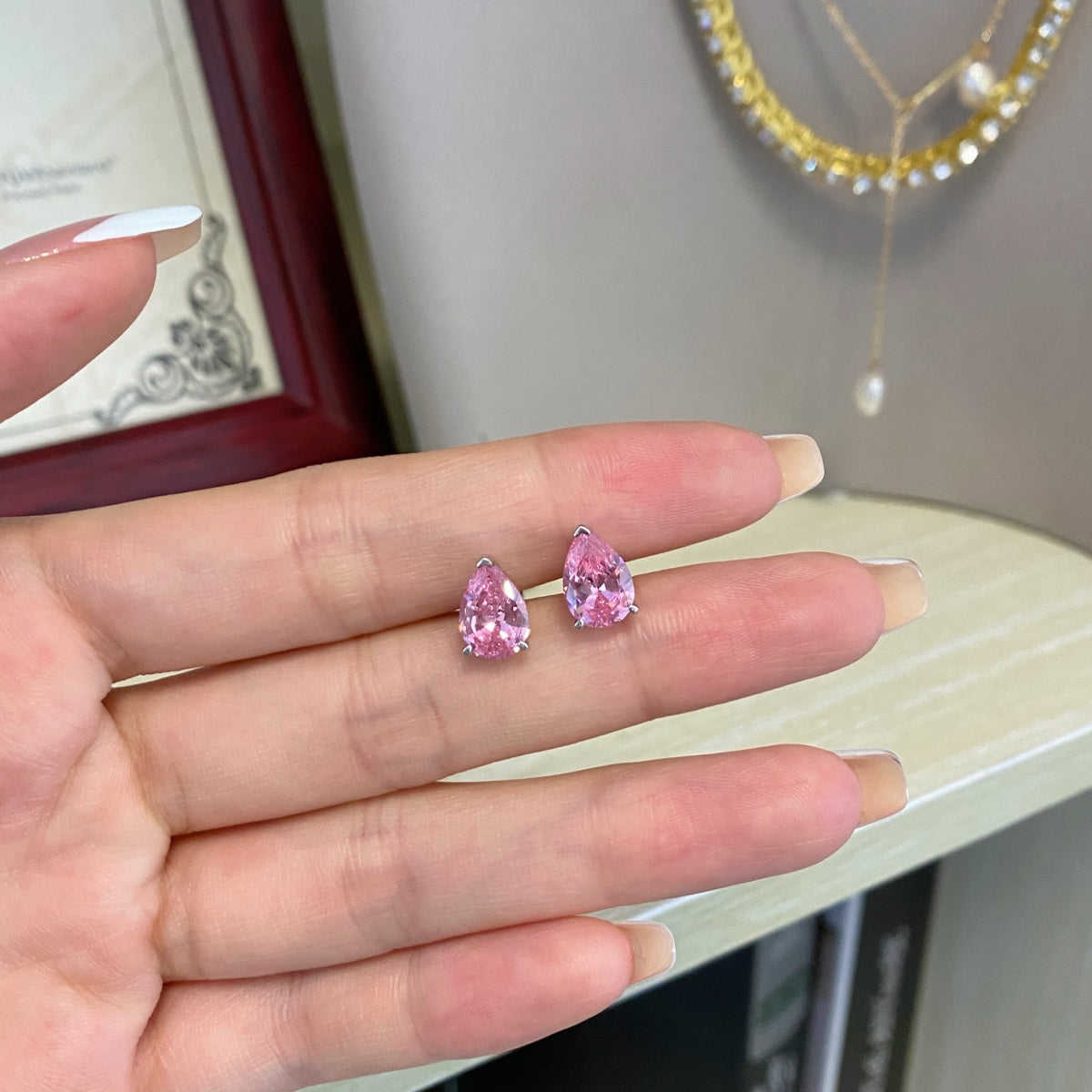 [Angela Jewelry]Ornate Water Drop Shape Earrings