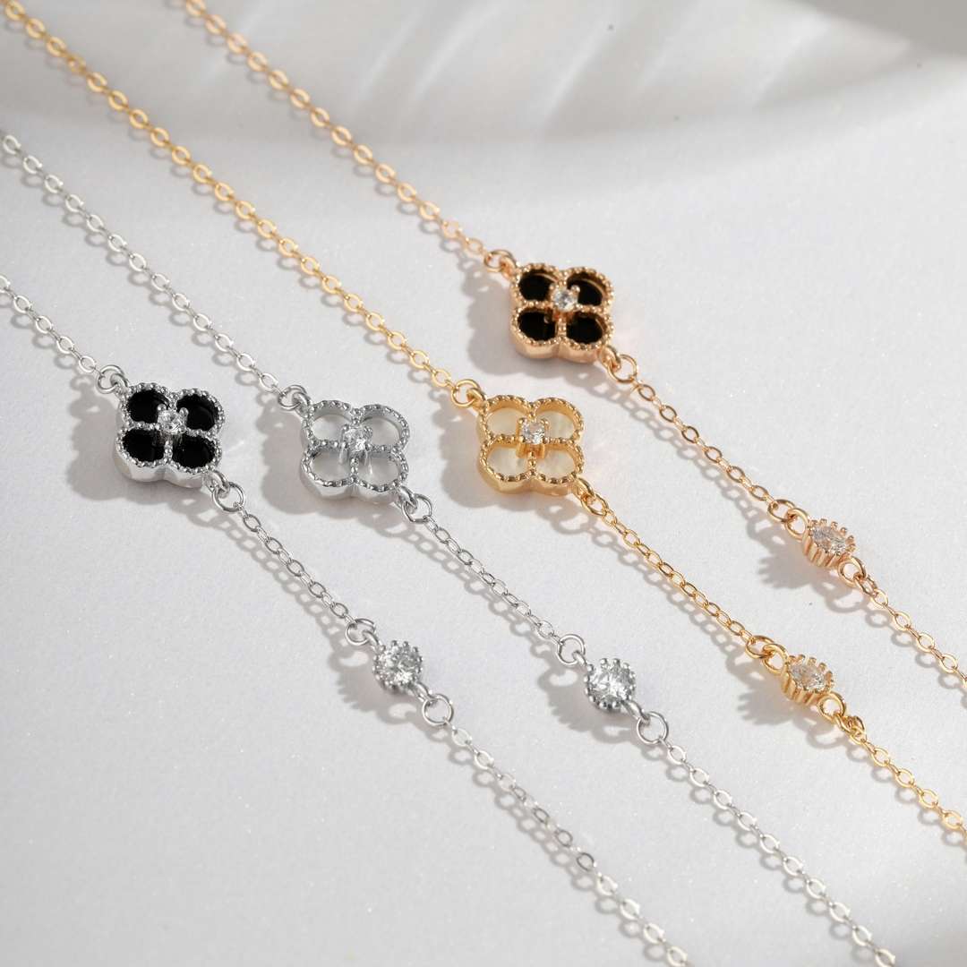 [Angela Jewelry]Delicate Four Leaf Clover Bracelet