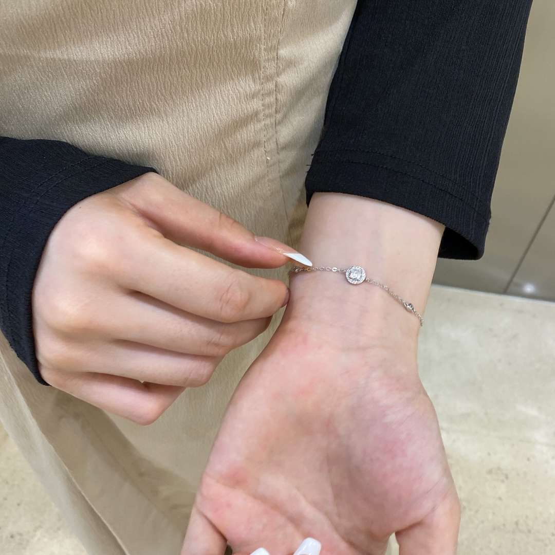 [Angela Jewelry]Dazzling Round Cut Shape Bracelet