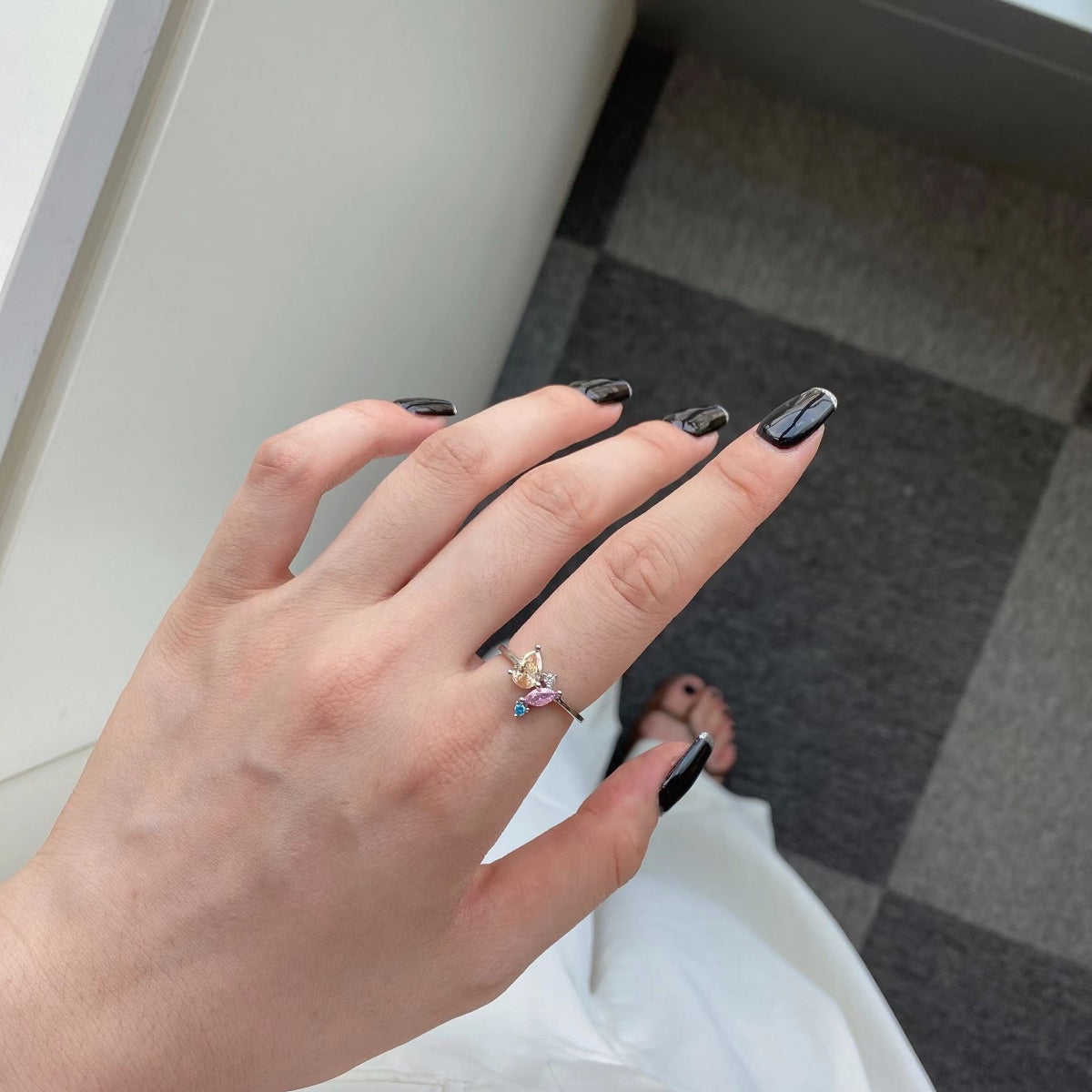 アンジェラジュエリー]輝くカラフルなマルチカットデイリーリング