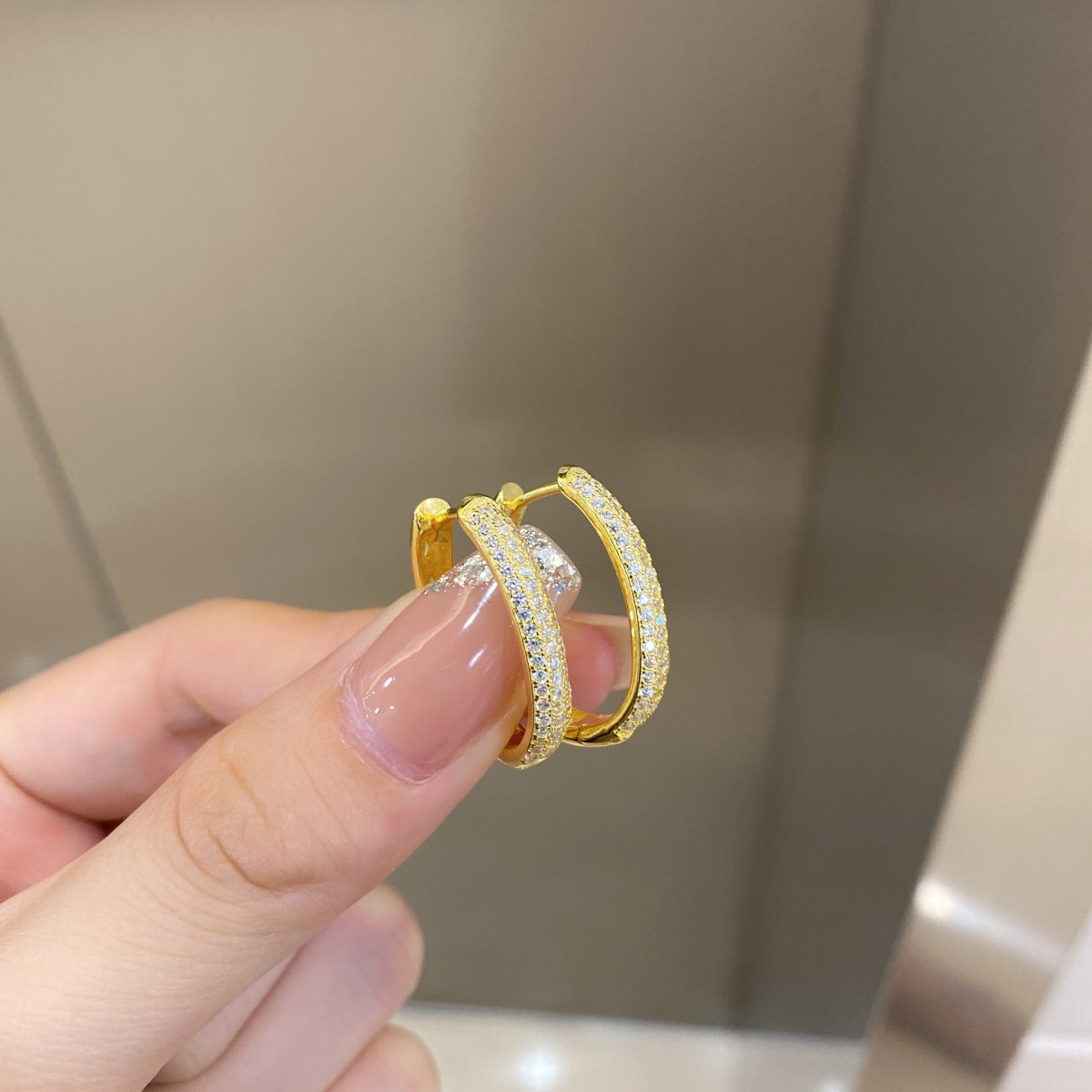 アンジェラジュエリー]洗練された万能デイリーイヤリング
