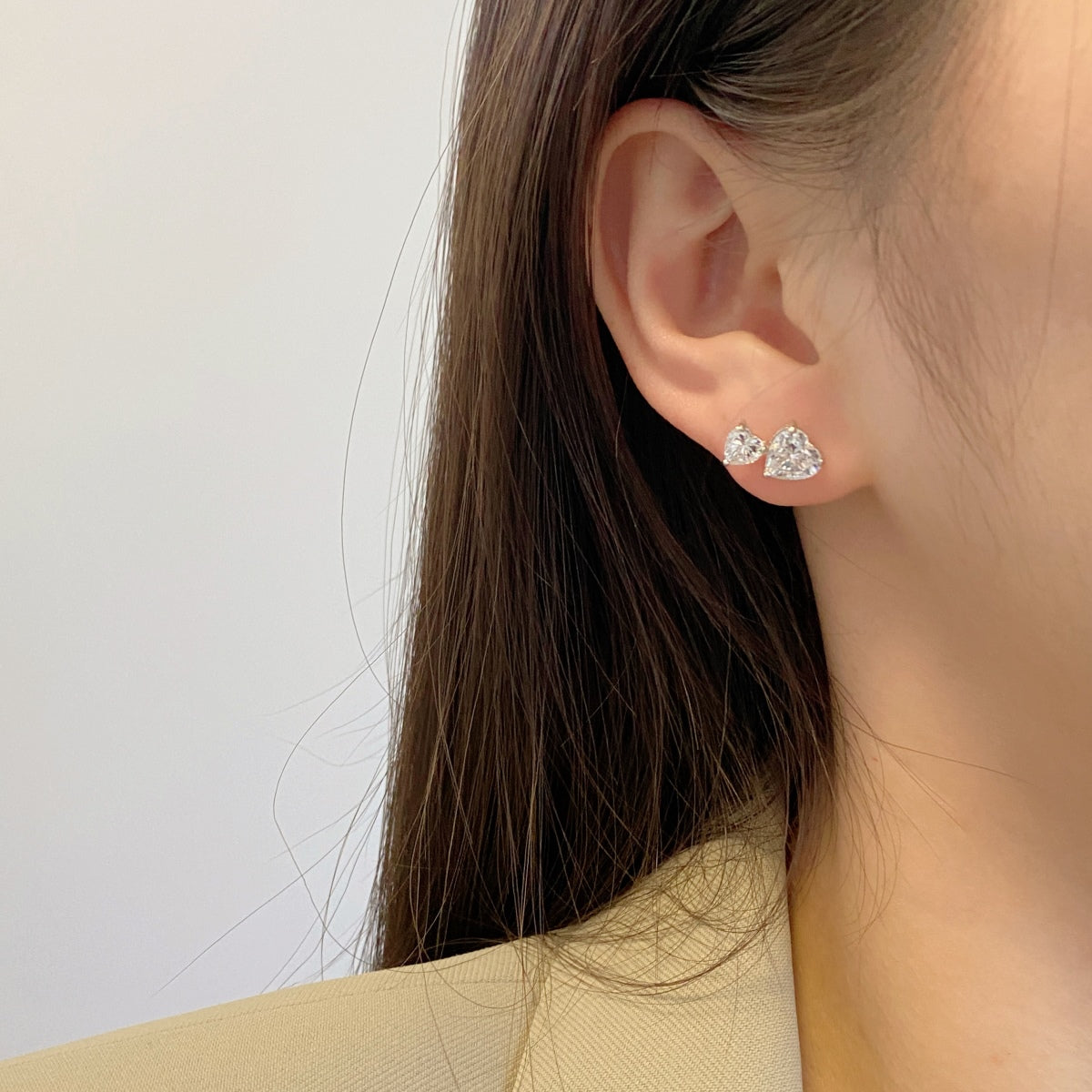 アンジェラジュエリー]ダブルハートシェイプ クラシックプリンセススタイル イヤリング