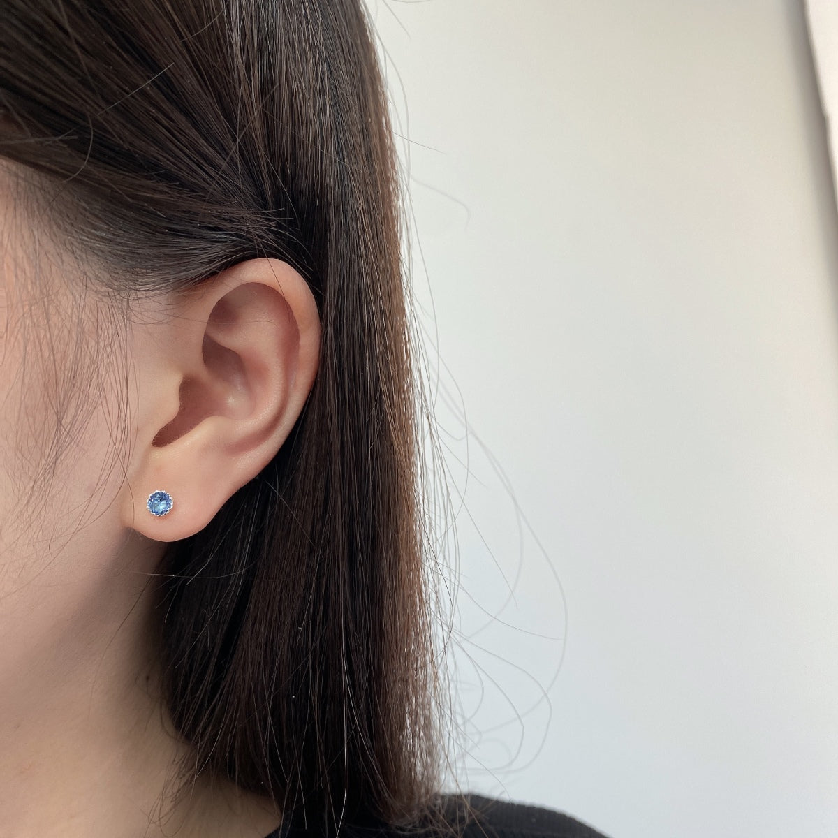 [Angela Jewelry]Sparkling Colorful Round Shape Earrings