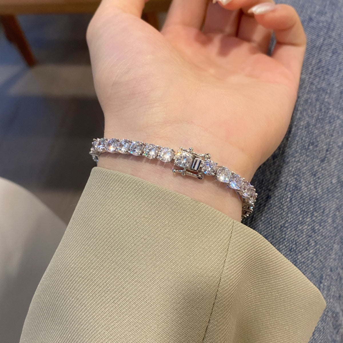 アンジェラジュエリー]華やかな輝きのラウンドカットウェディングブレスレット