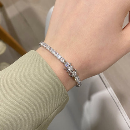 アンジェラジュエリー]豪華な装飾ラウンドカットテニスブレスレット