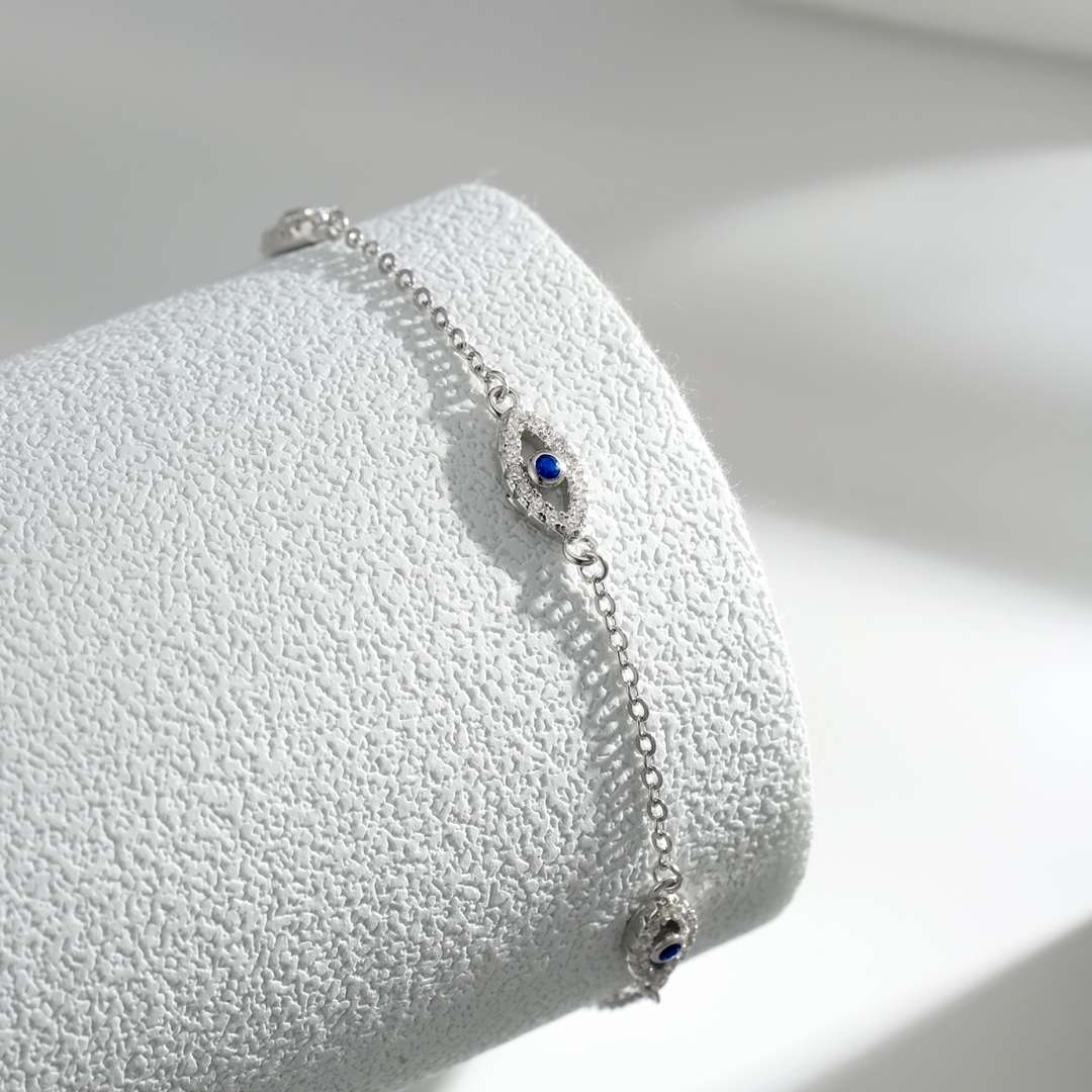 [Angela Jewelry]Evil Eye Shape Pendent Necklace