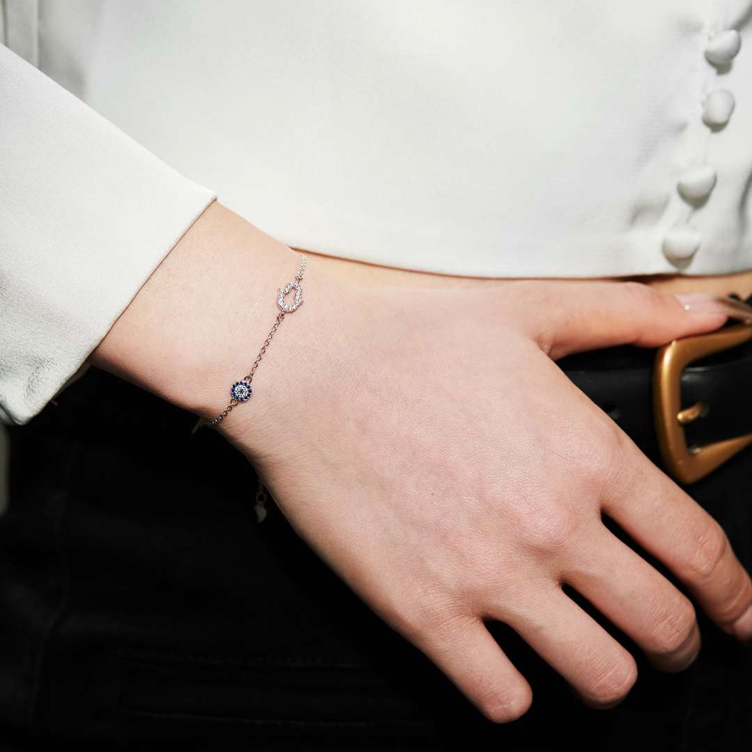 [Angela Jewelry]Gost Shape & Round Shape Necklace
