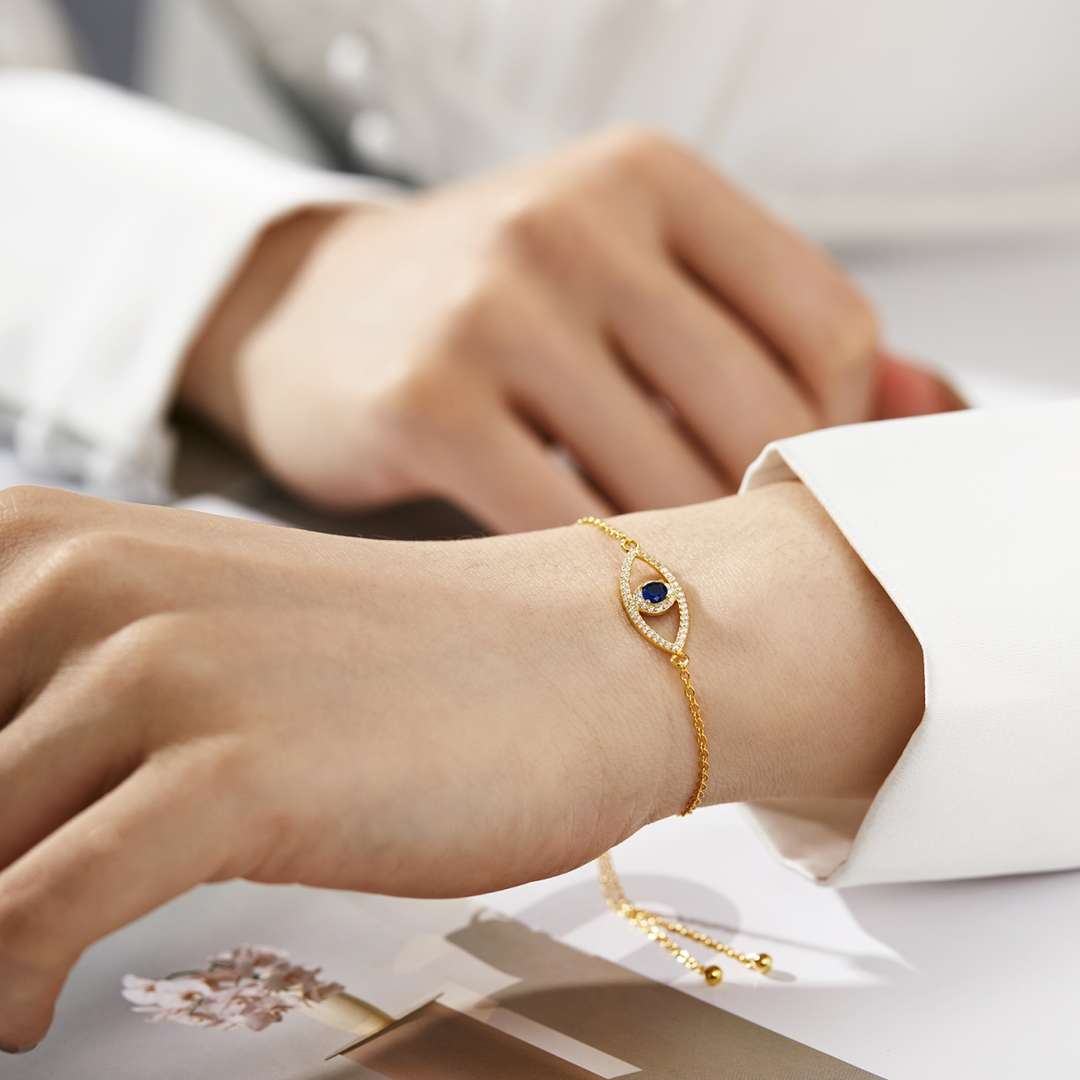 [Angela Jewelry]Devil's Eye Hollow Design Bracelet