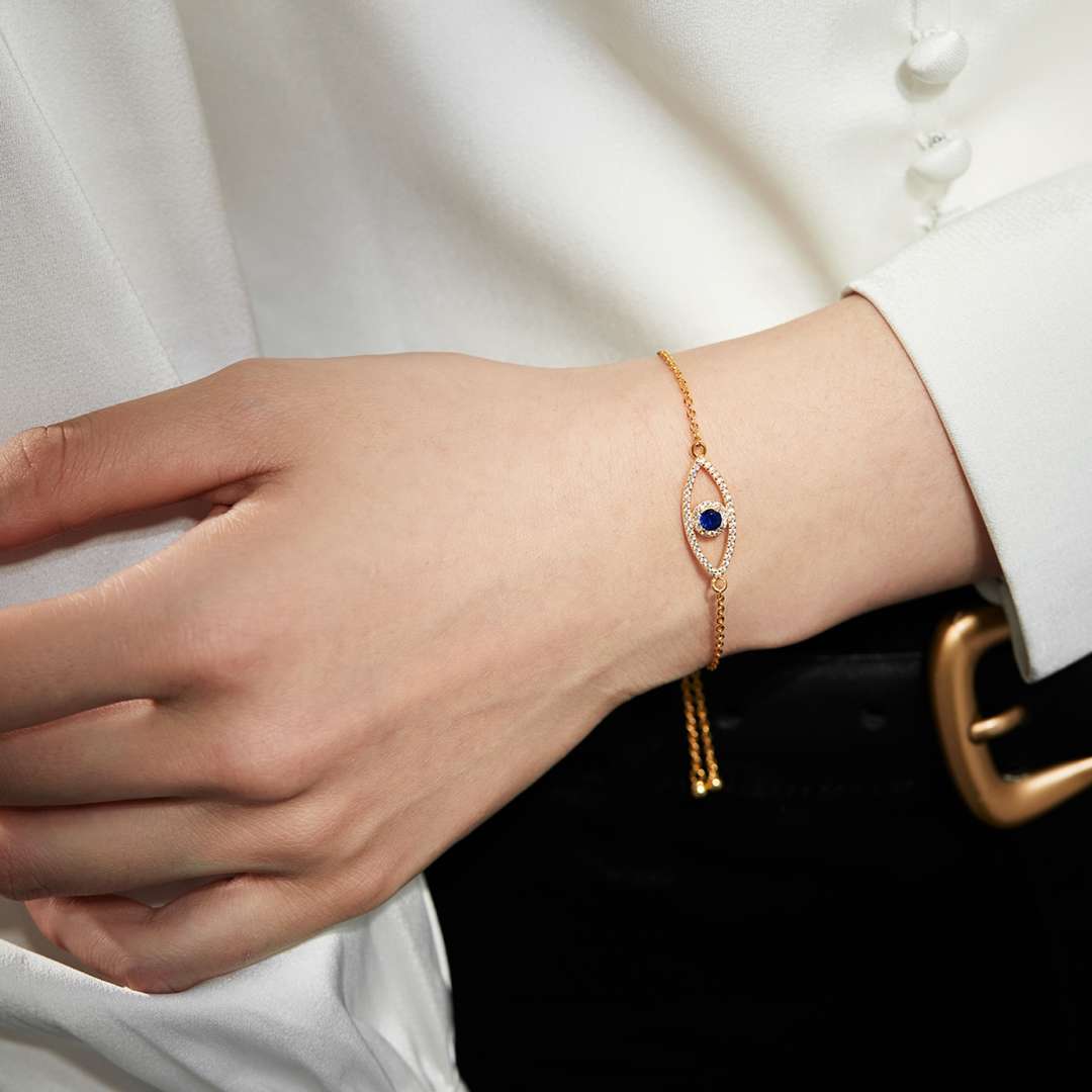 [Angela Jewelry]Devil's Eye Hollow Design Bracelet
