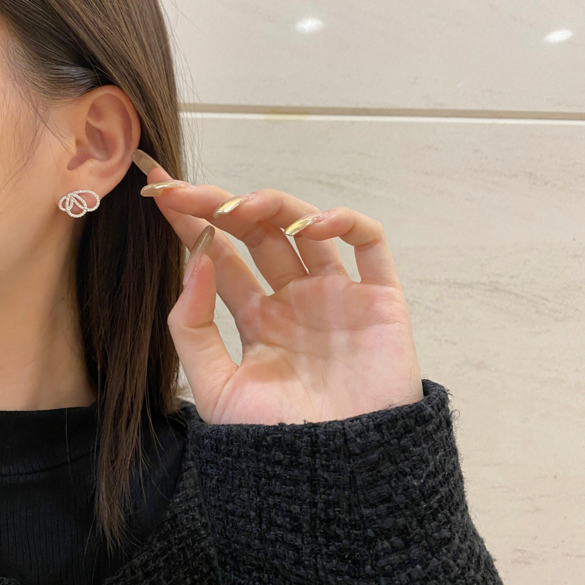 [Angela Jewelry]Exquisite Butterfly Shape Earrings