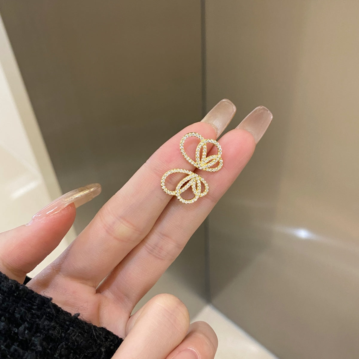 [Angela Jewelry]Exquisite Butterfly Shape Earrings