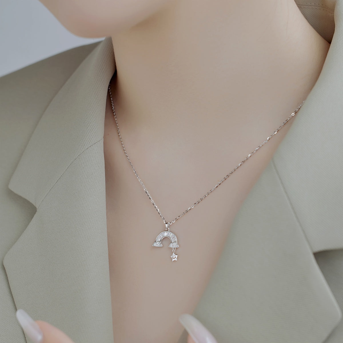 アンジェラジュエリー]ユニークなレインボースターネックレス
