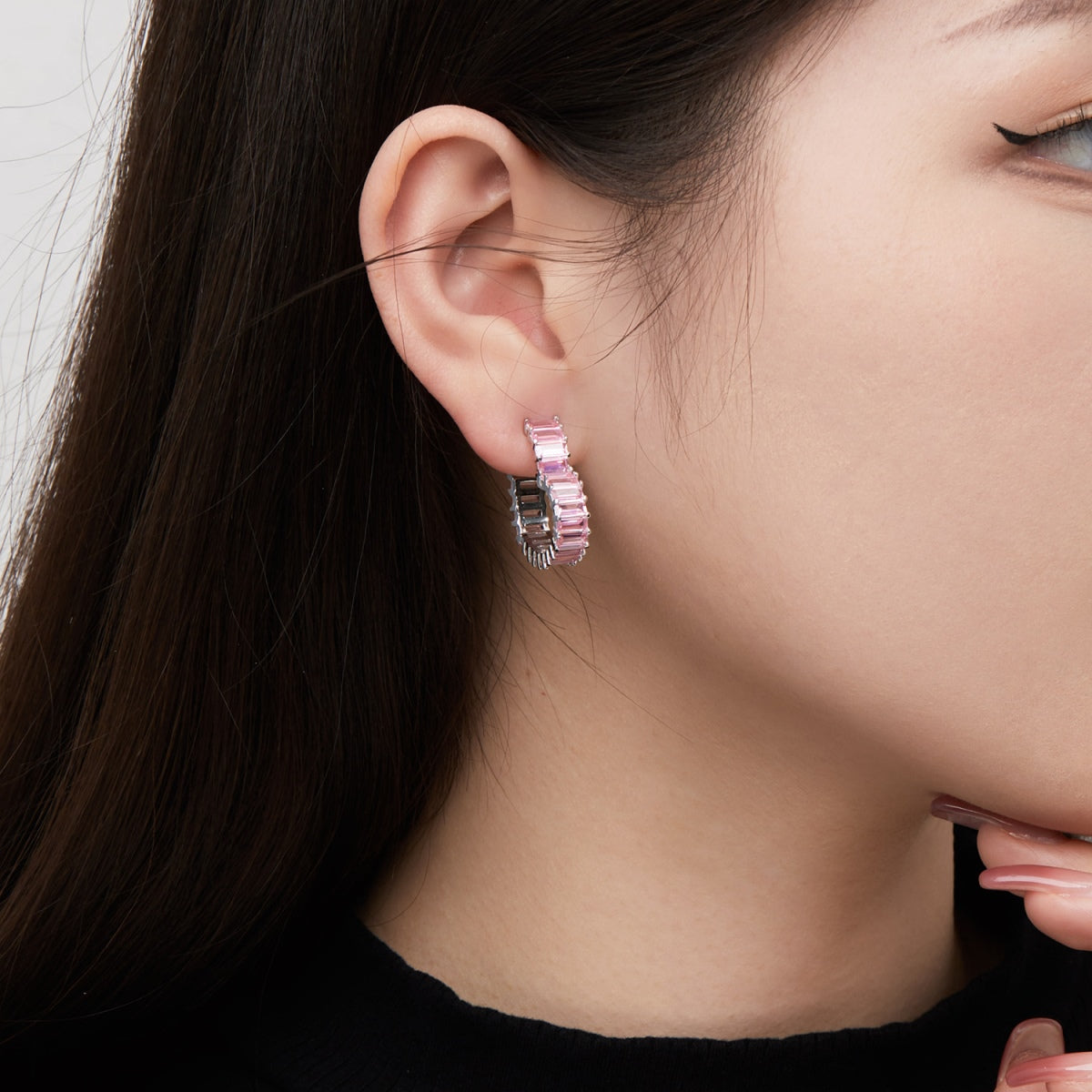 [Angela Jewelry]Radiant Heart Cutout Earrings