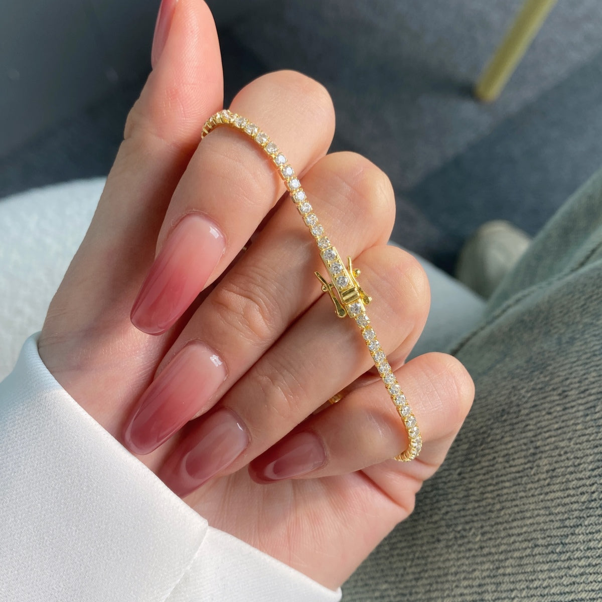 アンジェラジュエリー]輝くカラフルなラウンドカットのパーティーブレスレット