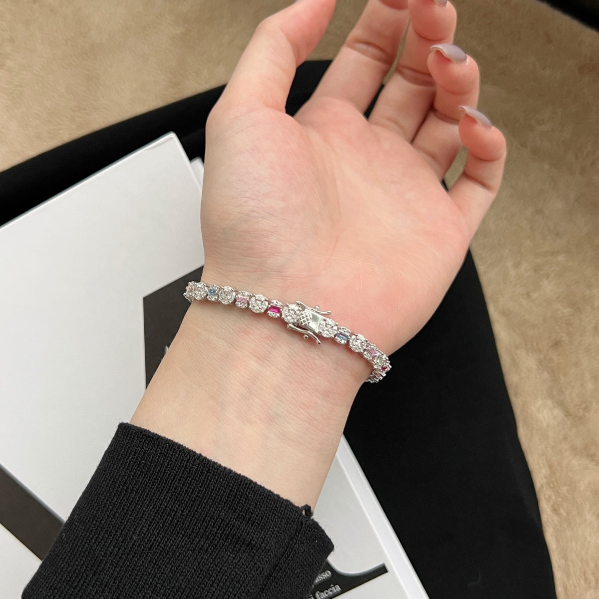 [Angela Jewelry]Dazzling Radiant Multi Cut Daily Bracelet