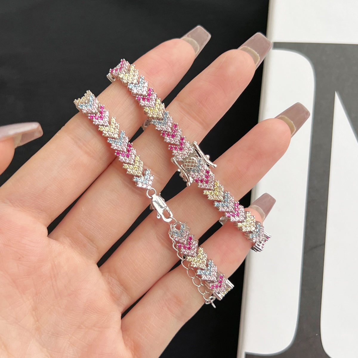 [Angela Jewelry]Ornate Sparkling Round Cut Party Bracelet