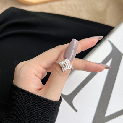 アンジェラジュエリー]豪華なカラフルな花の形のバンケットリング
