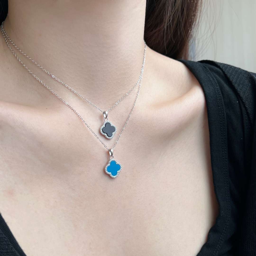 Angela Jewelry]Dainty Flower Shape Necklace