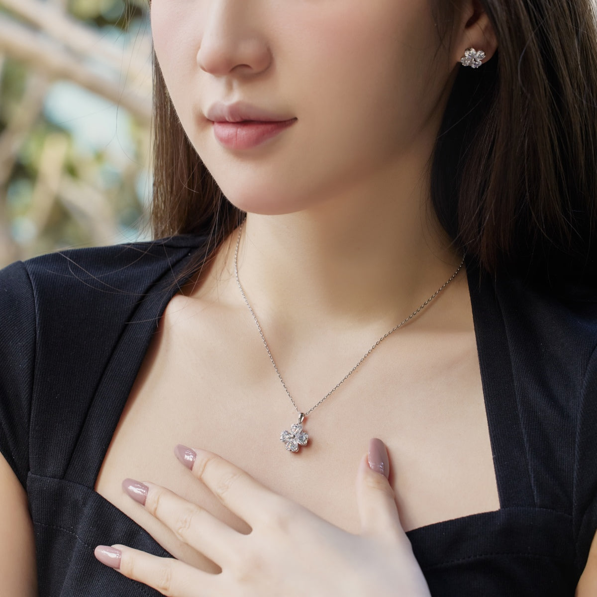 Angela Jewelry]Heart-Shaped Four-Leaf Clover Bead Necklace