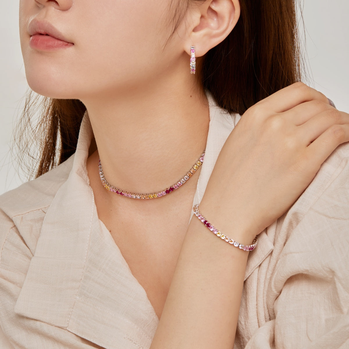 アンジェラジュエリー]輝くカラフルなラウンドカットのテニスブレスレット
