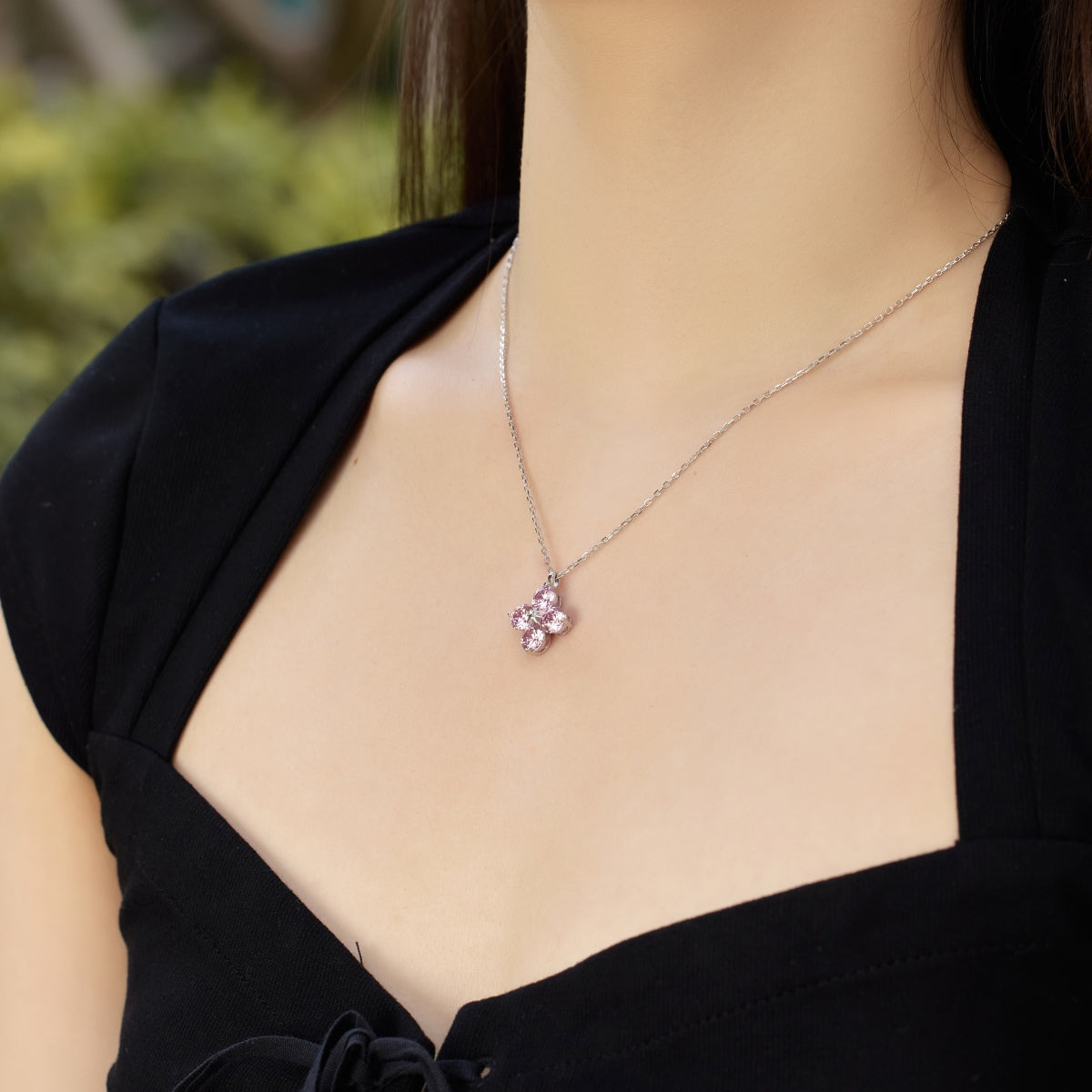 Angela Jewelry]Four-Leaf Clover And Eight-Pointed Star Necklace