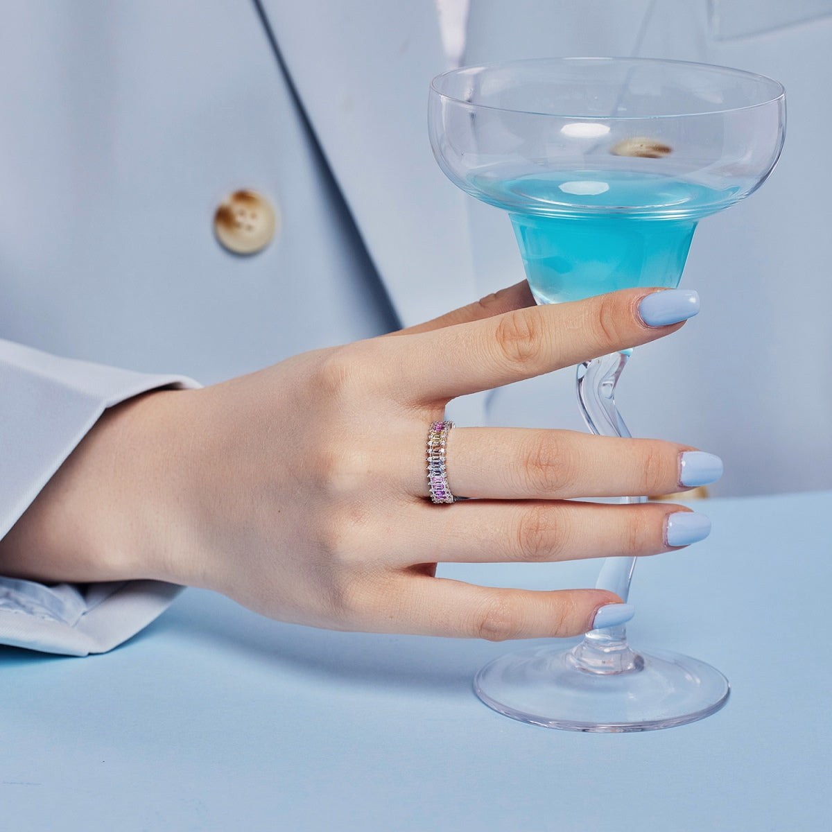 [Angela Jewelry]Splashy Ornate Emerald Cut Cocktail Ring