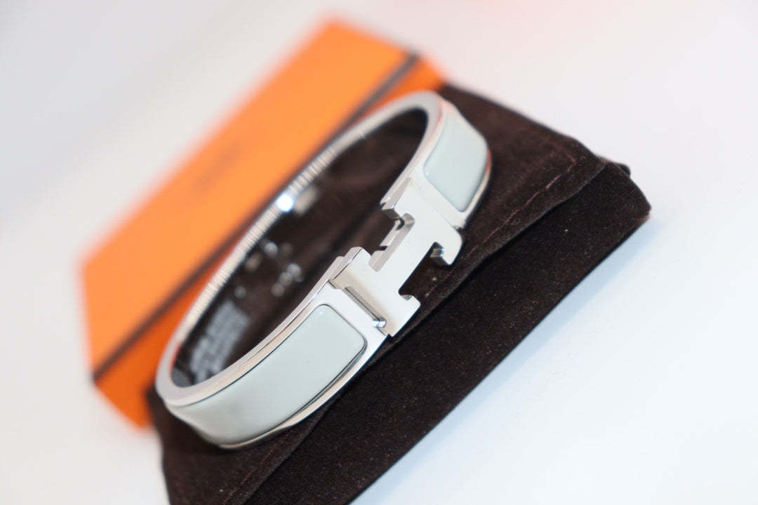 [Angela Jewellery]H HELLBLAUES ARMBAND