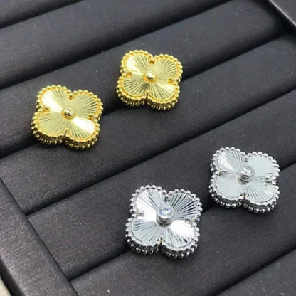 [Angela Jewellery]CLOVER MINI 9.5MM LASER EARRINGS