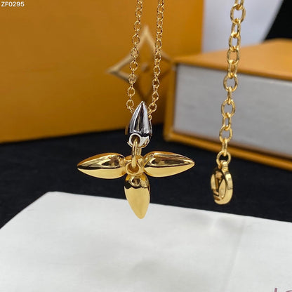 [アンジェラジュエリー]ルイゼットペンダントゴールドネックレス