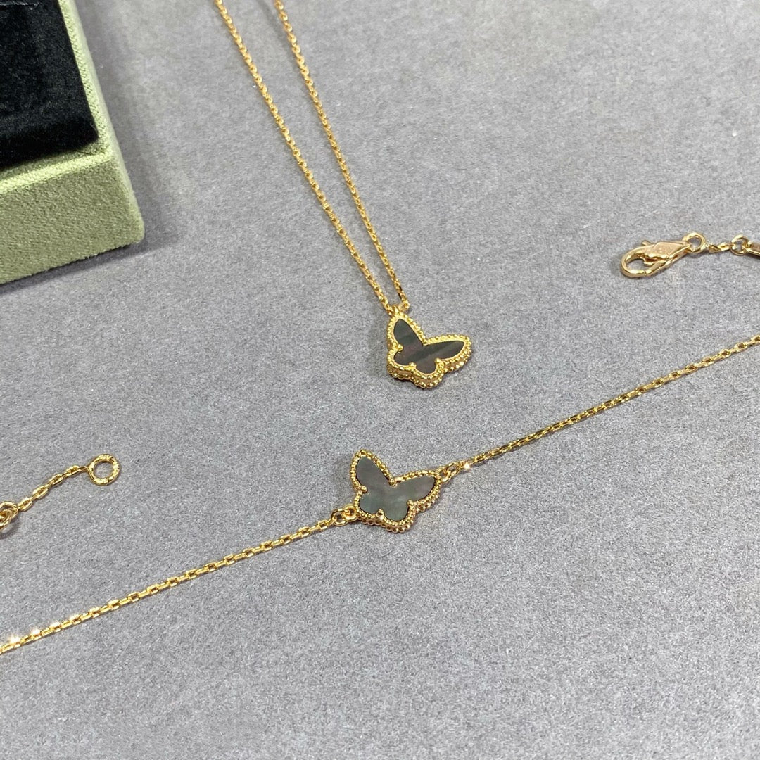 [アンジェラジュエリー]バタフライ ダークモップ バタフライ ブレスレット