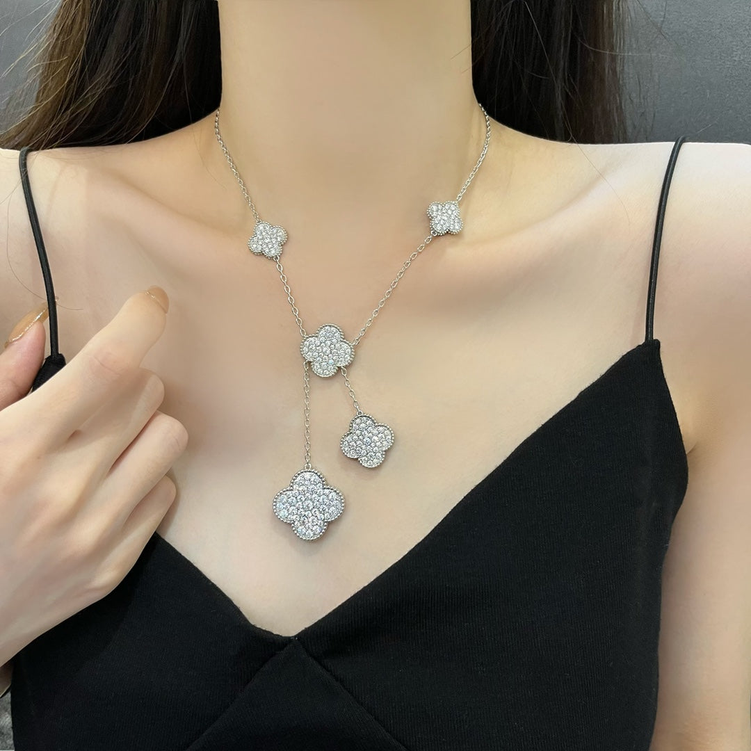 [アンジェラジュエリー]クローバー 5モチーフ シルバー ダイヤモンドネックレス