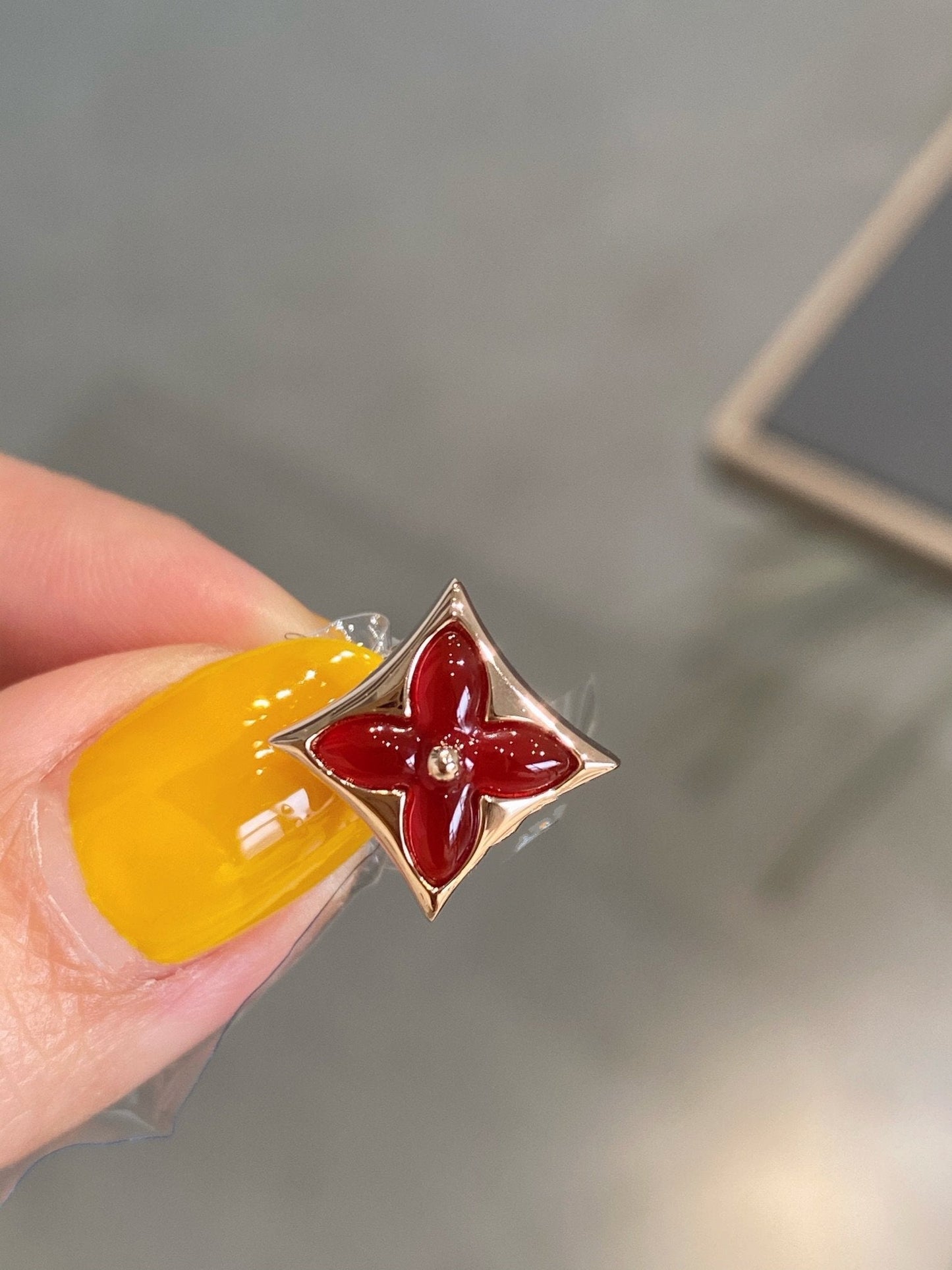 [アンジェラジュエリー]スター＆サン ピンクゴールド カーネリアン スタッドピアス