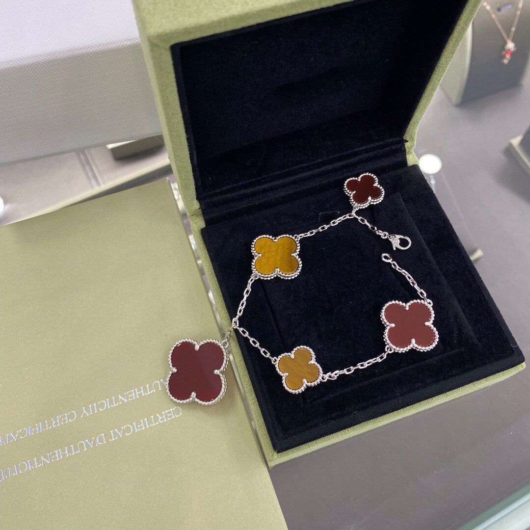 [アンジェラジュエリー]クローバー5モチーフシルバーカーネリアンタイガーアイブレスレット